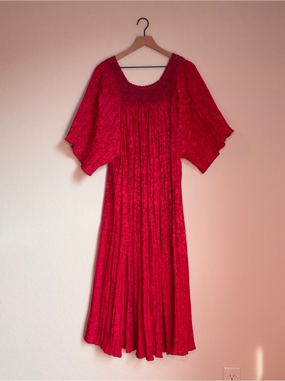 Vintage Naqui Pink Pleated Crochet Dress OS Boho Cottagecore Romantic